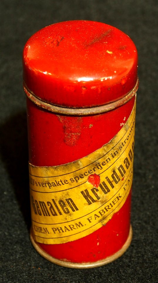 Chemische Pharmaseutische fabriek, Zeist, Gemalen Kruidnagelen busje, foto10
