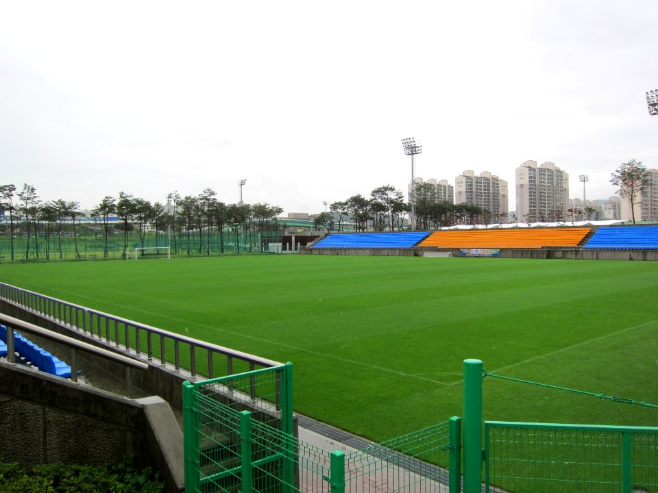 Cheonan Soccer Center2