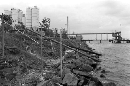 Chemisch afvalverwerkingsbedrijf Uniser in Moerdijk, Bestanddeelnr 931-6371