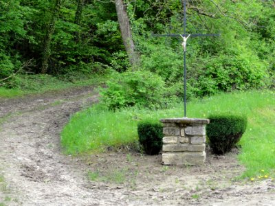 Chermizy-Ailles (Aisne) croix de chemin entrée ouest