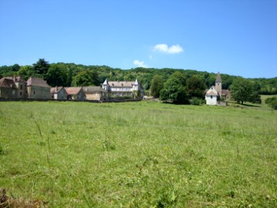 Chenôves (Saône-et-Loire, Fr) vue du village
