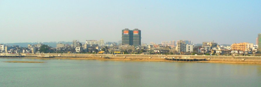 Chengmai - skyline viewed from south side of Nandu River