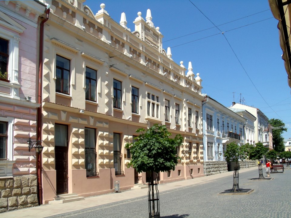 Chernivtsi Kobylianska 36
