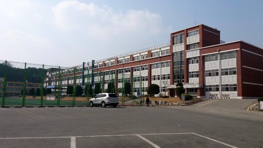 Cheongjunam Middle School