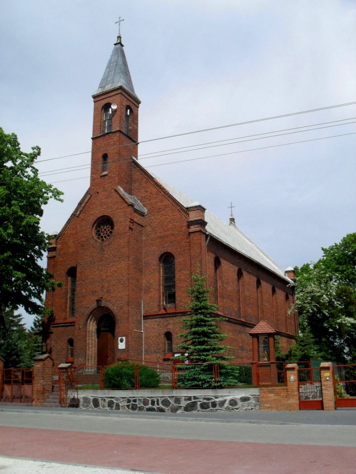 Church Polskie Łąki