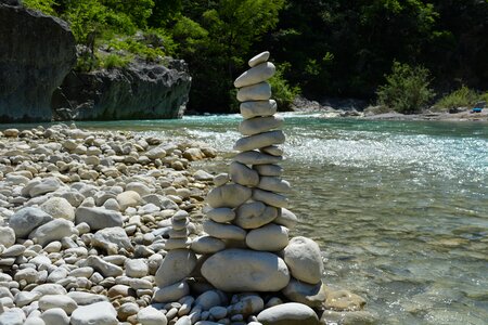 Roller stones balance