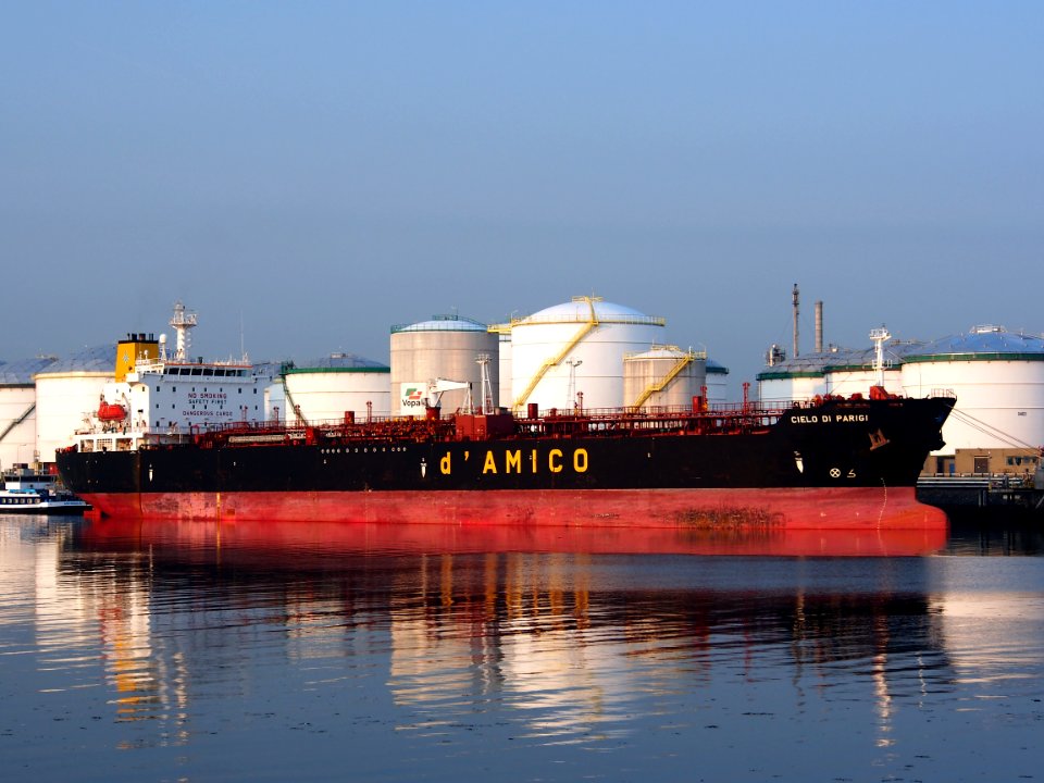 Cielo di Parigi - IMO 9225328 - Callsign A8HE5 pic5