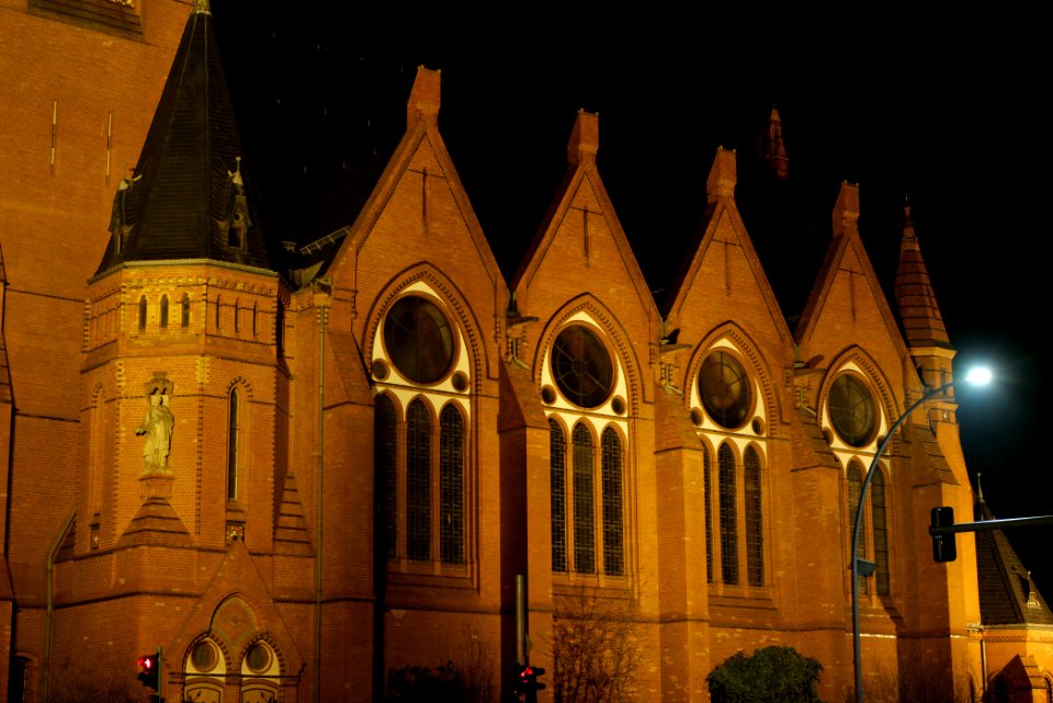 Church Zum Guten Hirten at night 2021-01-08 17