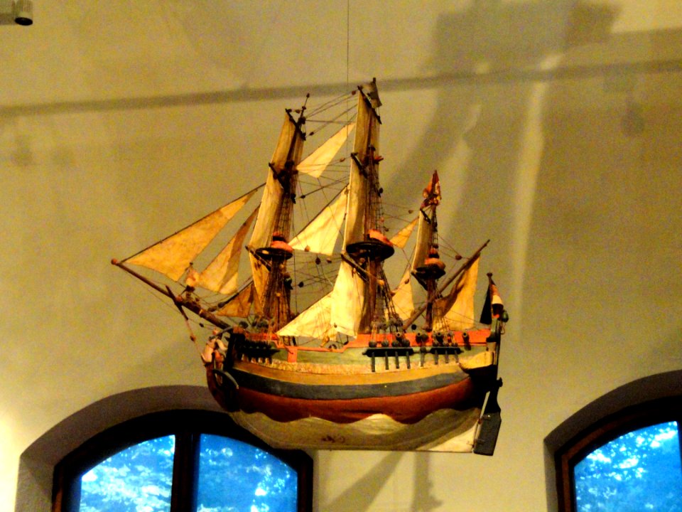 Church ship votive, the frigate Wictoria by Lars Werving, 1733, Lappajärvi Church - National Museum of Finland - DSC04252