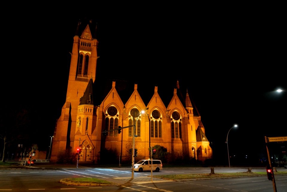 Church Zum Guten Hirten at night 2021-01-08 07