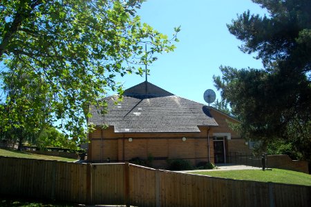 Church of Jesus Christ of Latter-day Saints, Ledsham Avenue, Hollington, Hastings (June 2020) (4)