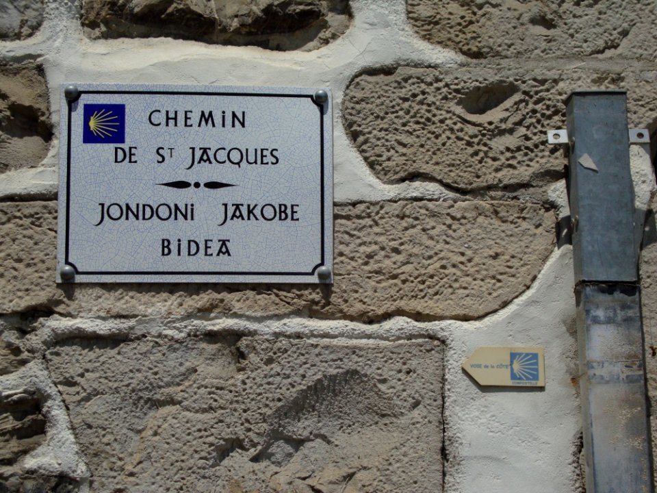 Ciboure (Pyr-Atl, Fr) plaquette-balise Chemin de St.Jacques