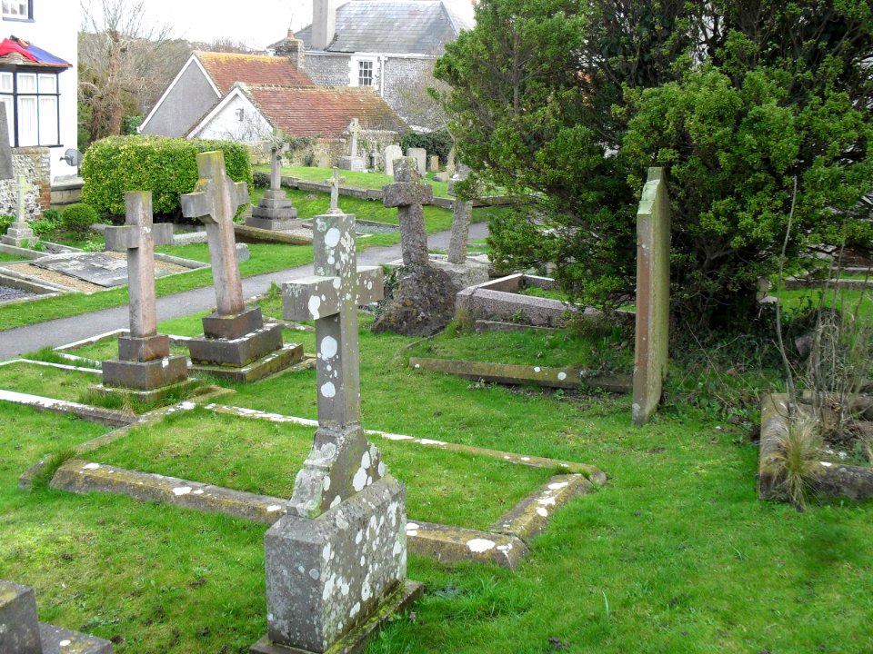 Churchyard at St Wulfran's Church, Ovingdean (February 2011) (General view towards South) (2)