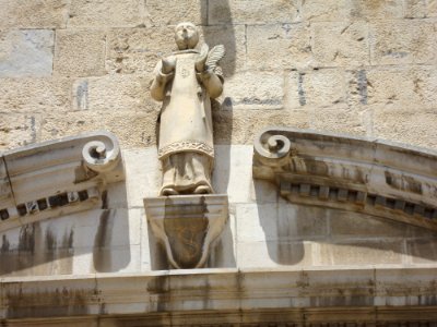 Ciboure (Pyr-Atl, Fr) St.Vincent, statue St.Vincent à l'extérieur