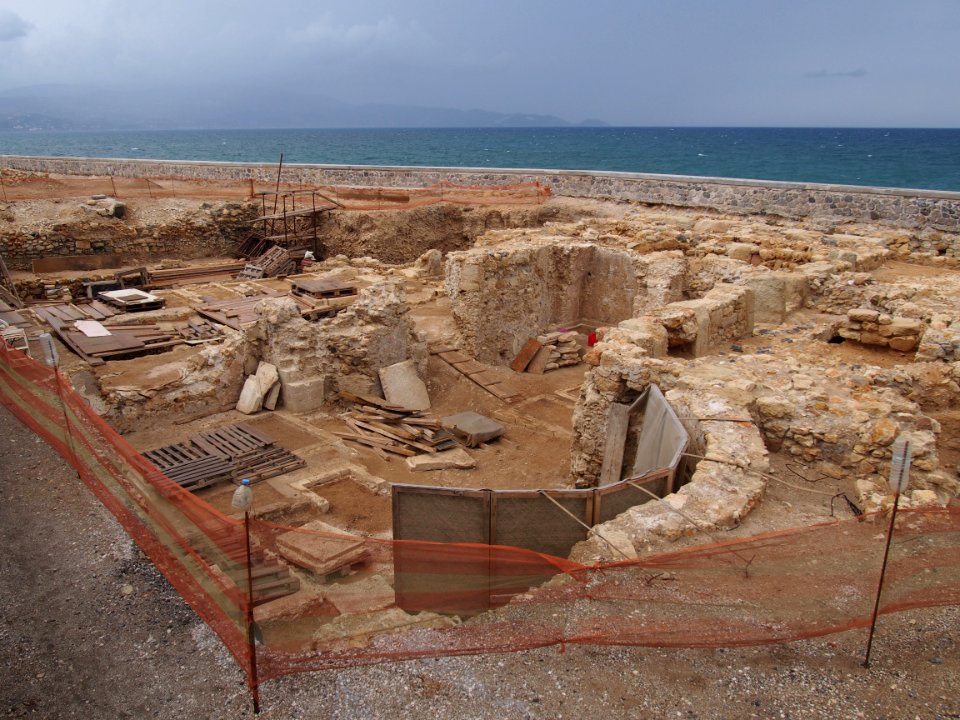 Church ruins Heraklion A080865