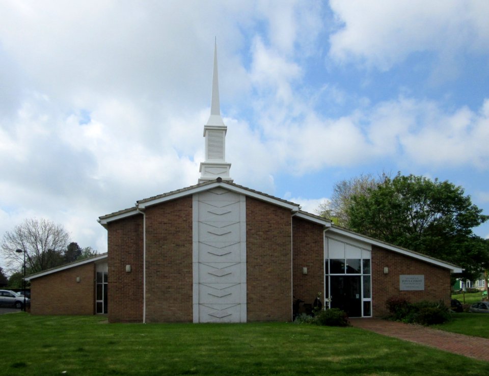 Church of Jesus Christ of Latter-day Saints, Newport Chapel, Shide Road, Shide (May 2016) (4)