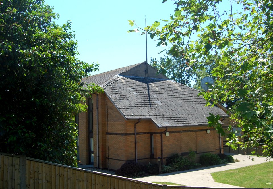 Church of Jesus Christ of Latter-day Saints, Ledsham Avenue, Hollington, Hastings (June 2020) (3)