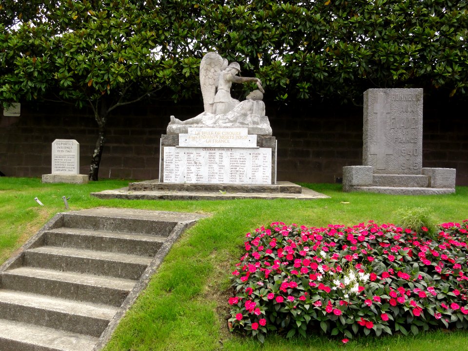 Ciboure (Pyr-Atl) Monument aux morts