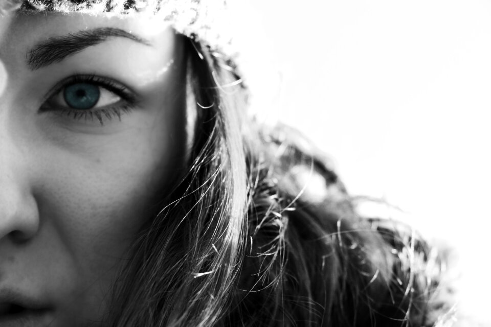 Face woman winter