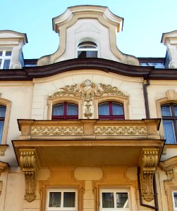 Cieszkowskiego 17 Bydg szczyt i zdobienia