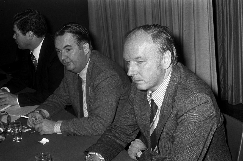 CHU-voorzitter Baron van Verschuer en CHU kamerlid Kruisinga, Bestanddeelnr 926-8895
