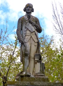 Ciempozuelos - Monumento a Ventura Rodríguez 2