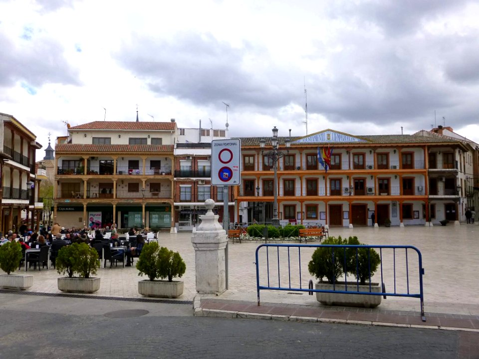Ciempozuelos - Plaza de la Constitución 12