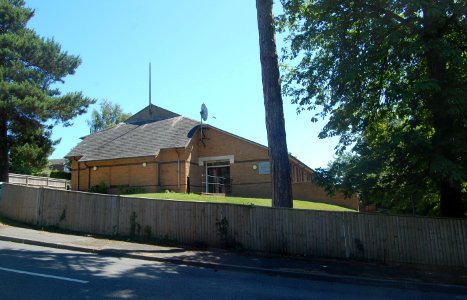 Church of Jesus Christ of Latter-day Saints, Ledsham Avenue, Hollington, Hastings (June 2020) (7)