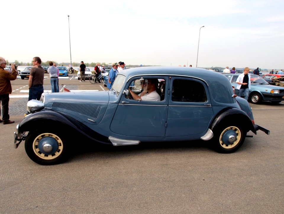 Citroën 11B (1972), Dutch licence registration 94-38-UE pic3