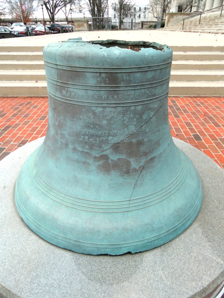 City Hall bell - Springfield, MA - DSC03298