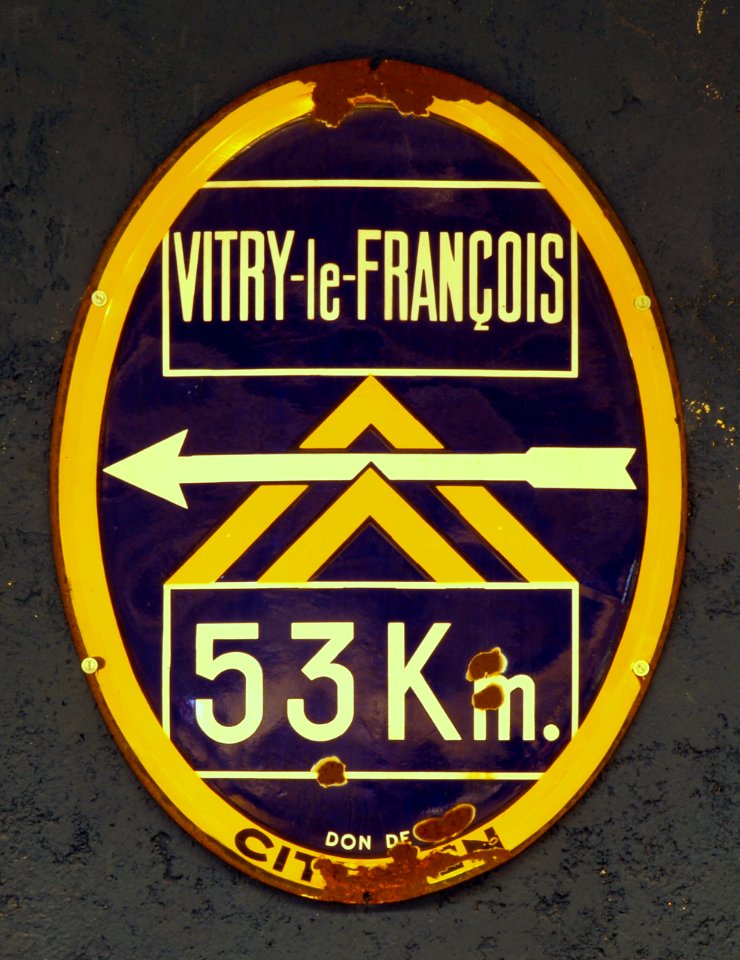 Citroen enamel advertisment, Vitry-le-Francois