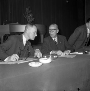 CHU-vergadering in Krasnapolsky Calmeyer en minister Beerman, Bestanddeelnr 915-0500