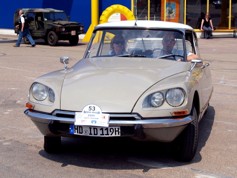 Citroen ID 19B (1967) p2