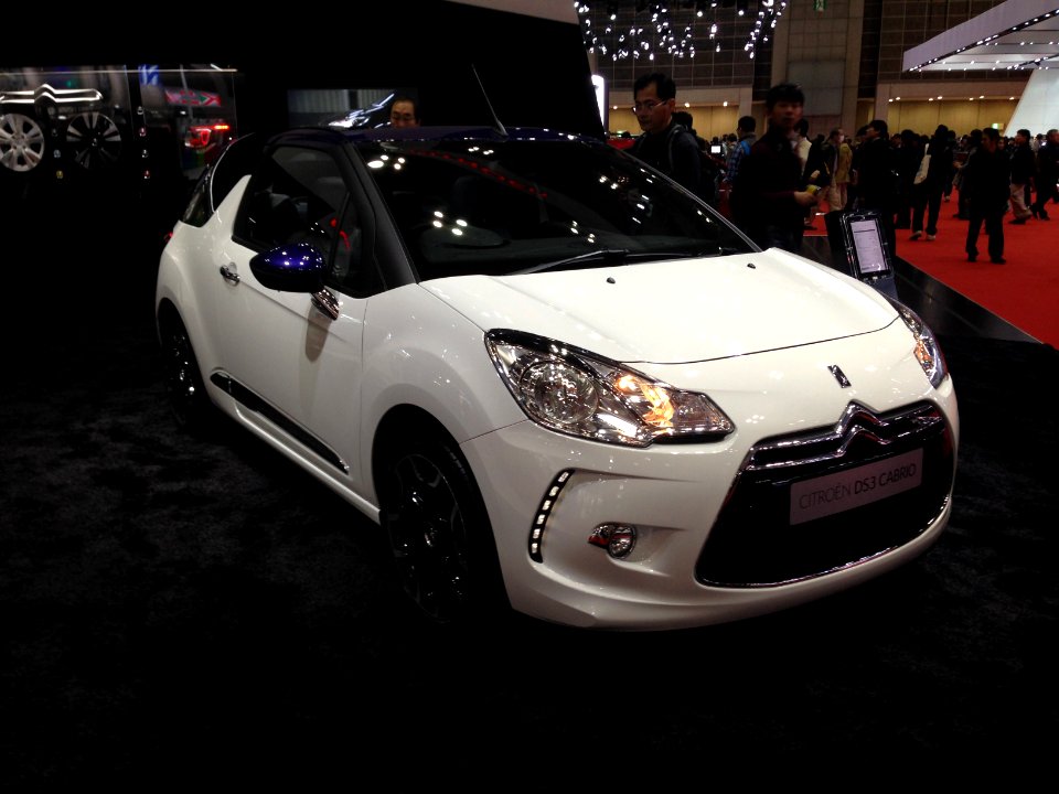 Citroën DS3 Cabrio front - Tokyo Motor Show 2013