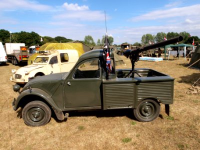 Citroen 2CV Front Drive Anti Tank pic4
