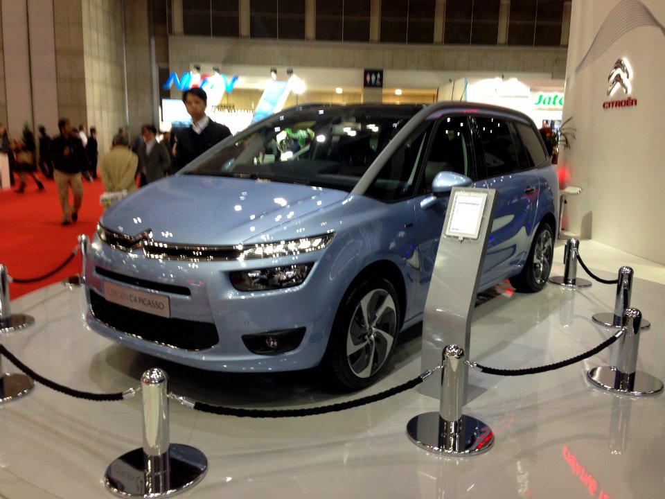 Citroën C4 Picasso front - Tokyo Motor Show 2013