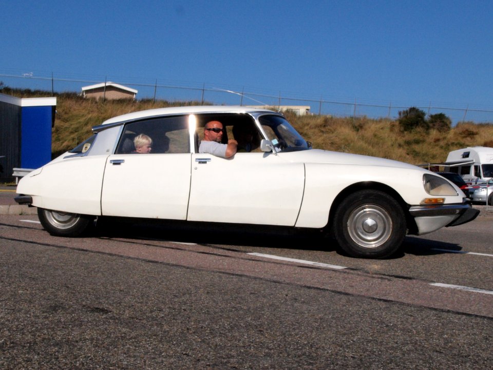 Citroën D16BC DSuper dutch licence registration AL-67-53 pic3