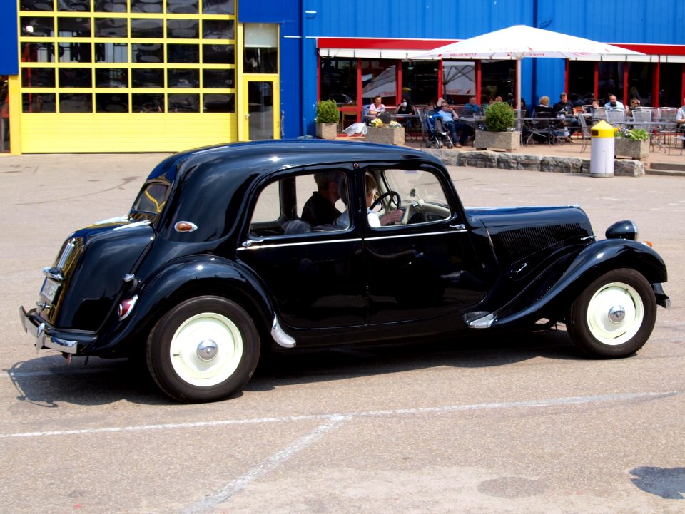 Citroen 11 CV (1954) p6