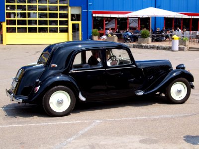 Citroen 11 CV (1954) p6