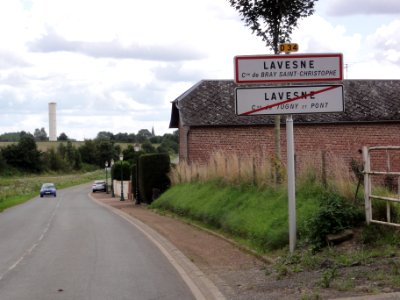 City limit sign Lavesne (2 municipalities) (03), and water tower of Tugny-et-Pont