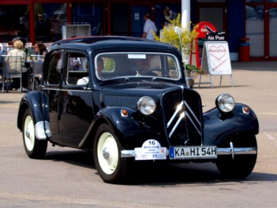 Citroen 11 CV (1954) p3