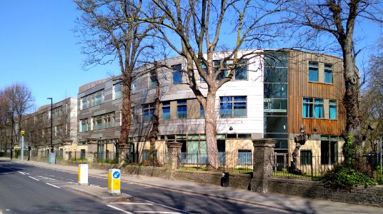 City of London Academy Highbury Grove 1