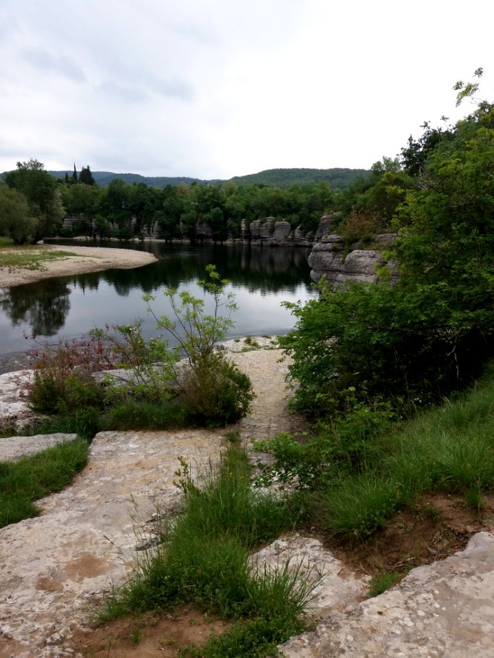 Cirque de Gens - Arbres et Ardèche
