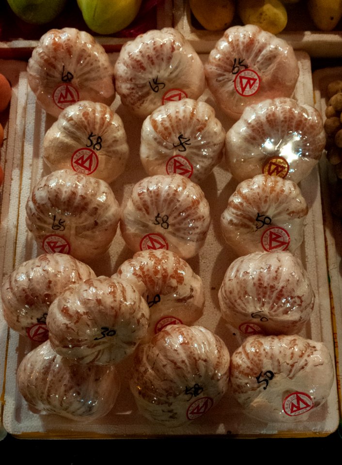 Citrus maxima on Hong Kong Market