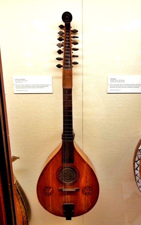 Cittern (Waldzither), Switzerland, 1800s, maple, spruce - Casadesus Collection of Historic Musical Instruments - Boston Symphony Orchestra - 20190927 125146