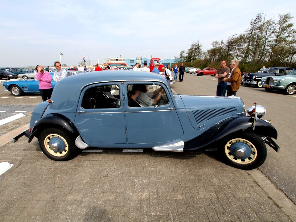 Citroën 11B (1972), Dutch licence registration 94-38-UE pic6