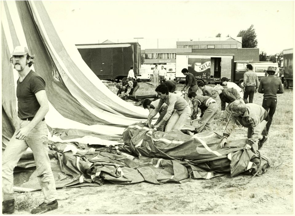 Circus, NL-HlmNHA 5400467140