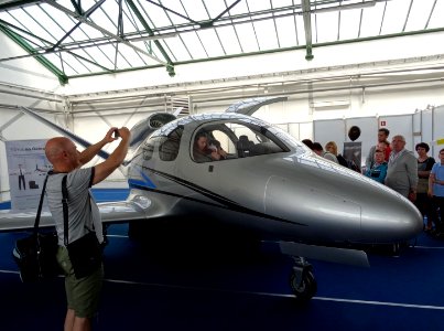 Cirrus Vision SF50 - Bdg Air Fair 10 5-2016