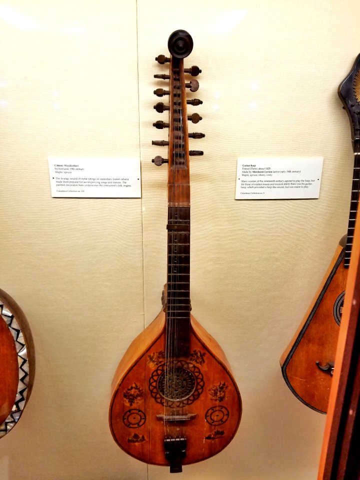 Cittern (Waldzither), Switzerland, 1800s, maple, spruce - Casadesus Collection of Historic Musical Instruments - Boston Symphony Orchestra - 20190927 125202