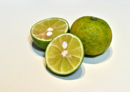 Citrus sudachi 001 photo